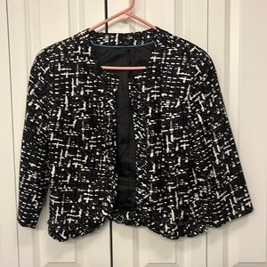 East 5th cropped work jacket/blazer. Black, grey and white colors